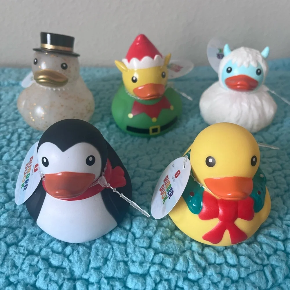 Target Bullseye Playground Christmas Ducks Set of 5🎄